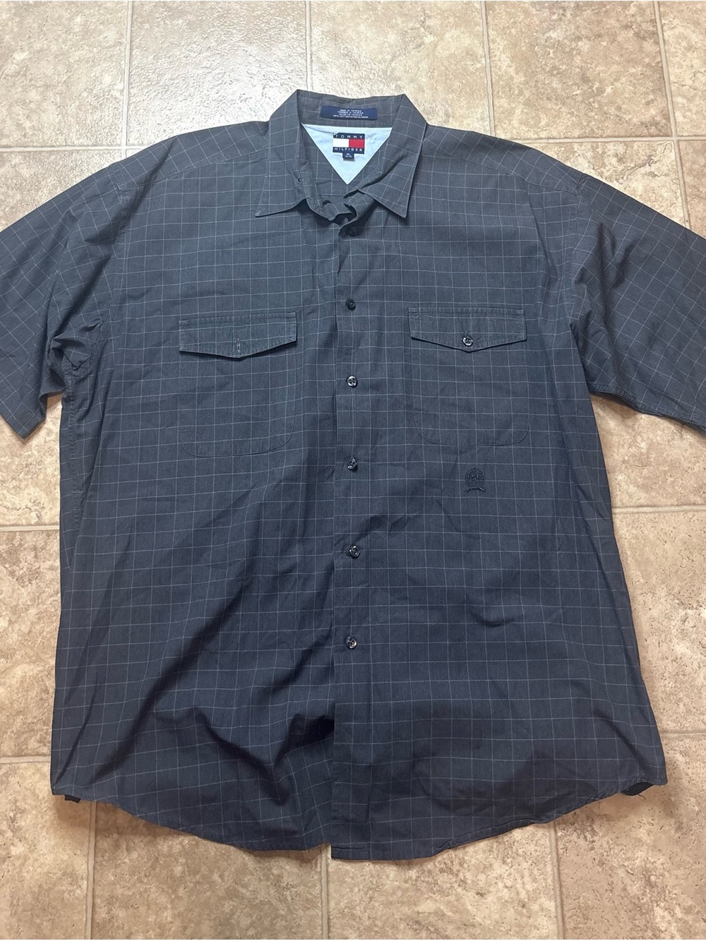Tommy Hilfiger 90s Men's XL Charcoal Gray Button-Down Shirt